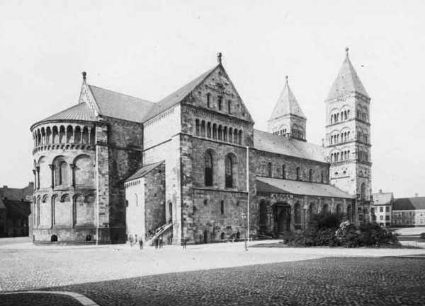 Äldre fotografi föreställande Lunds domkyrka